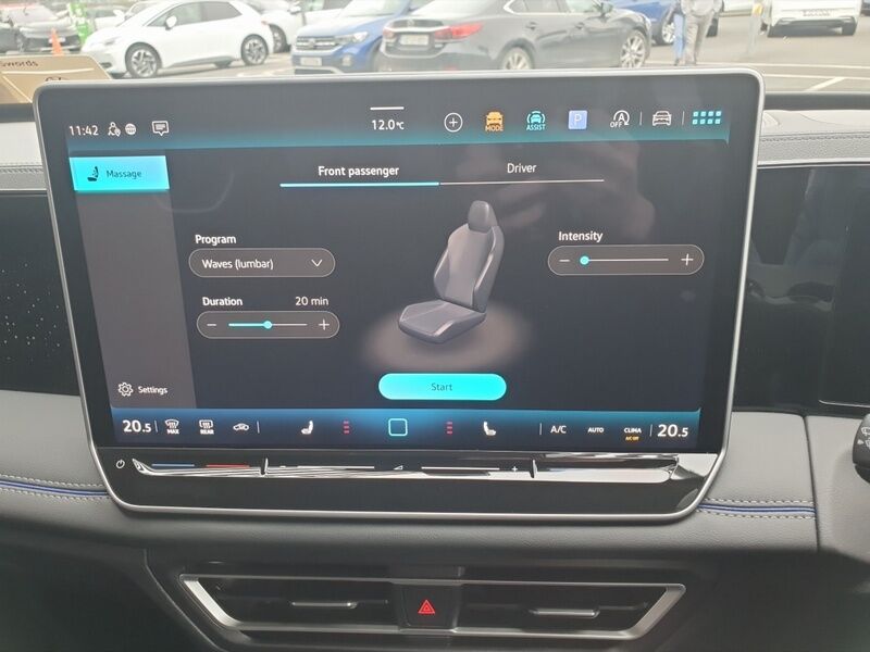 More views of Volkswagen Tiguan