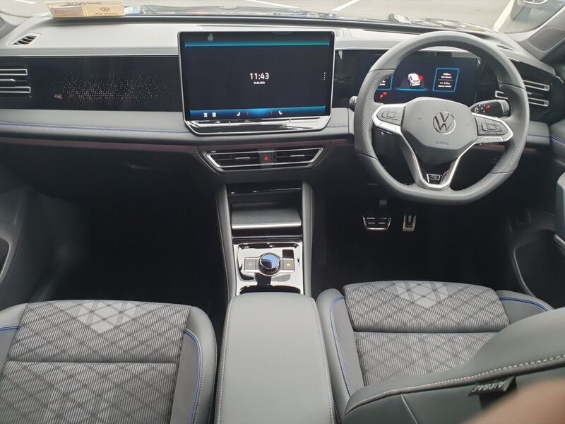 More views of Volkswagen Tiguan
