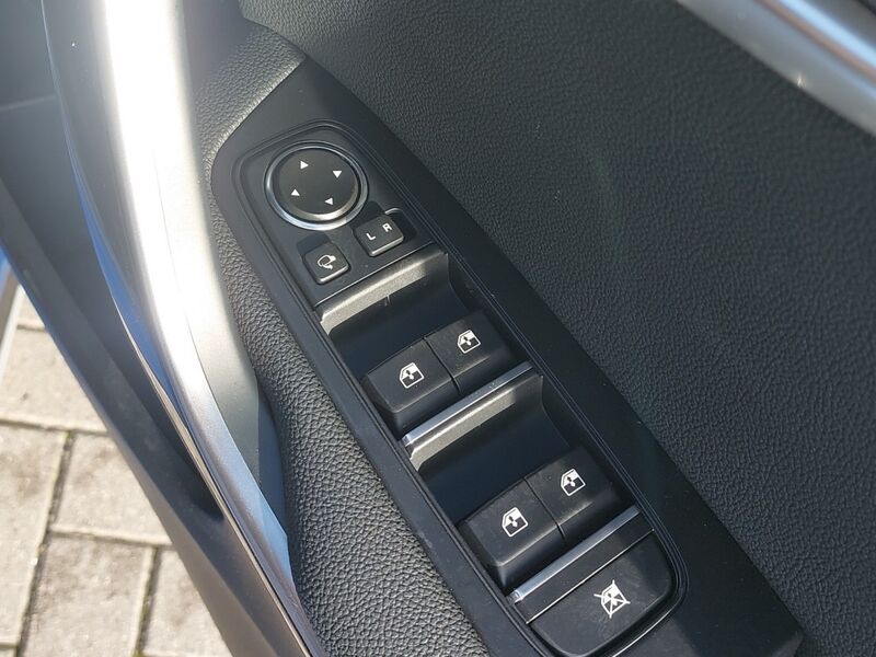 More views of Kia Ceed
