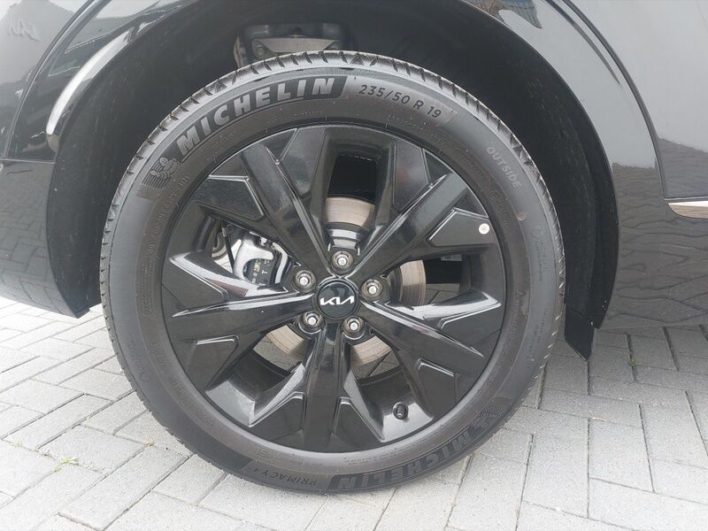 More views of Kia Sportage