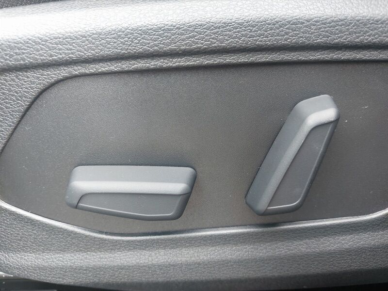 More views of Kia Sportage