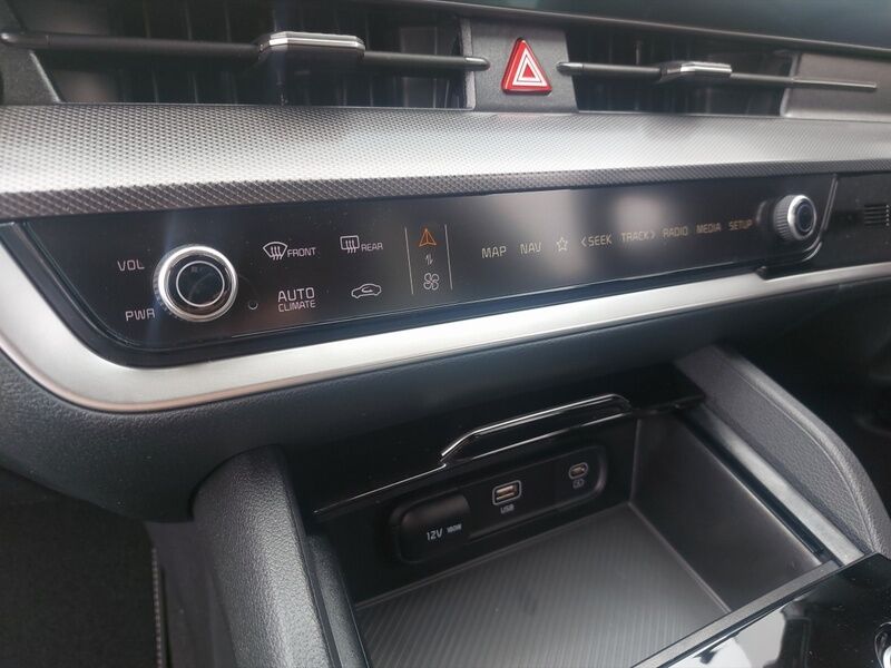 More views of Kia Sportage