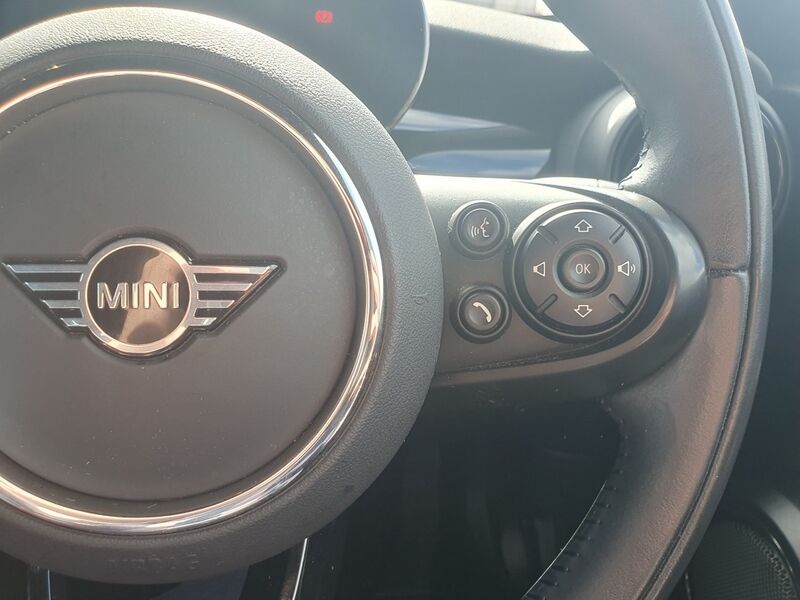 More views of MINI Hatch
