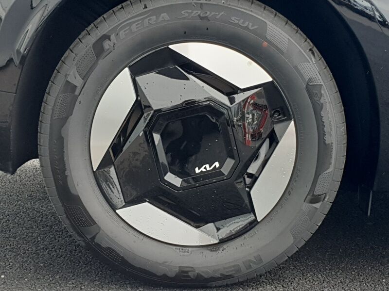 More views of Kia EV9