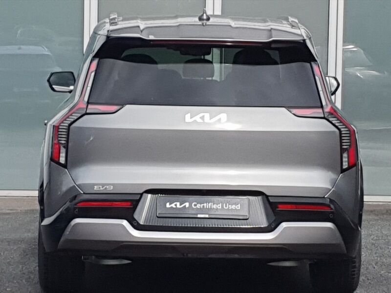 More views of Kia EV9