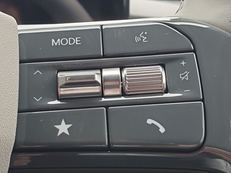 More views of Kia EV9