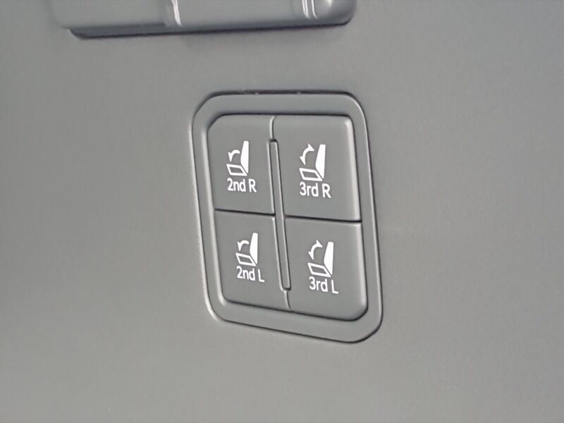 More views of Kia EV9