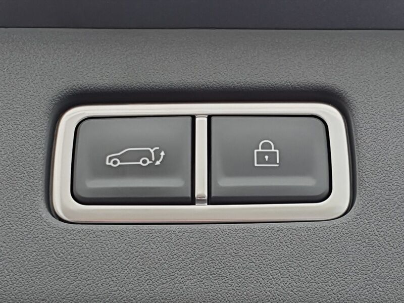 More views of Kia EV9