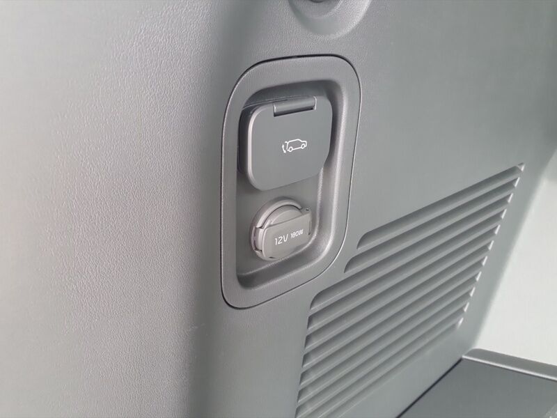 More views of Kia EV9