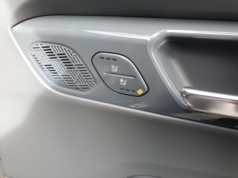 More views of Kia EV9