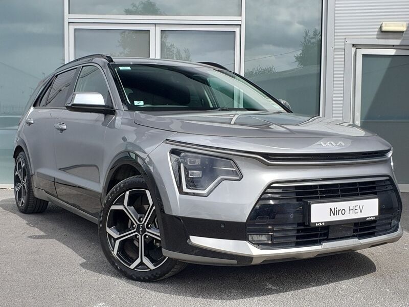 More views of Kia Niro