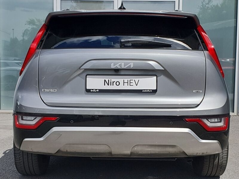 More views of Kia Niro