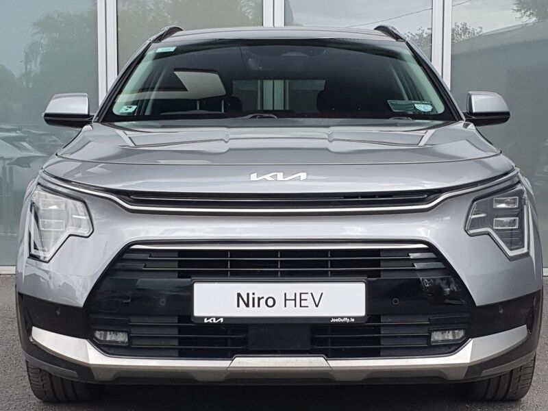 More views of Kia Niro