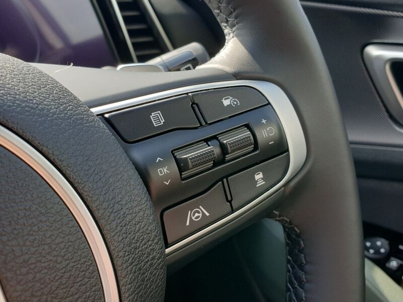 More views of Kia Sportage