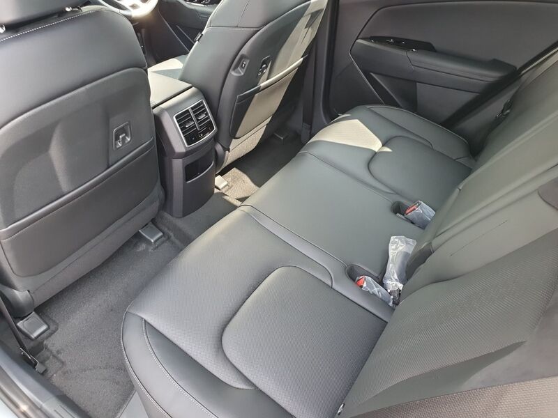 More views of Kia Sportage