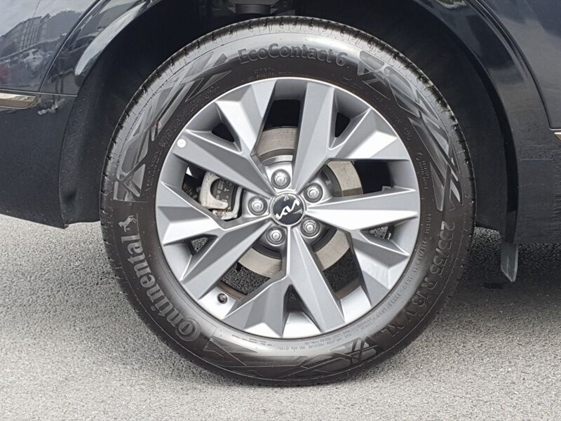 More views of Kia Sportage