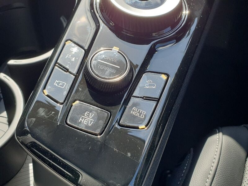 More views of Kia Sportage