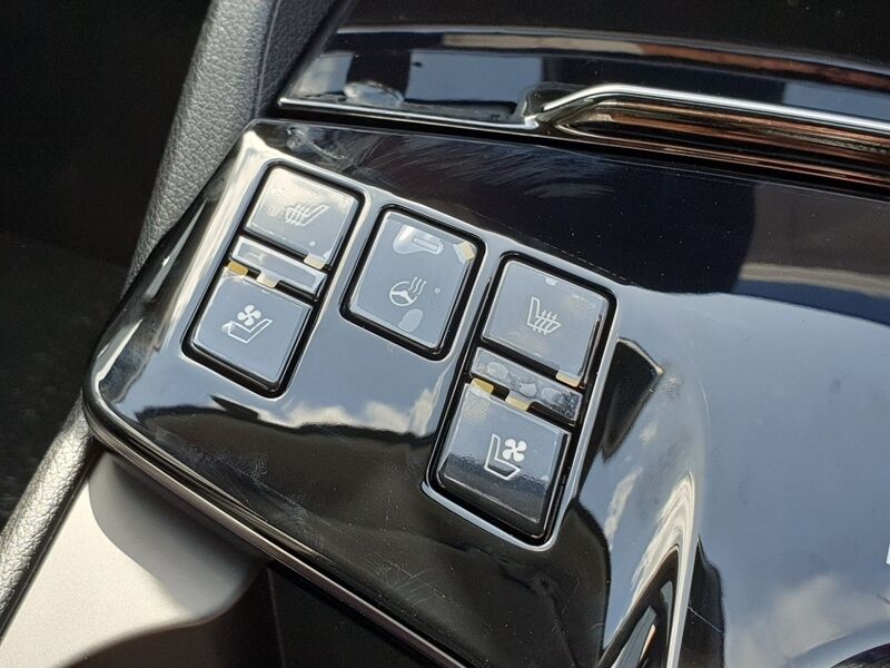 More views of Kia Sportage