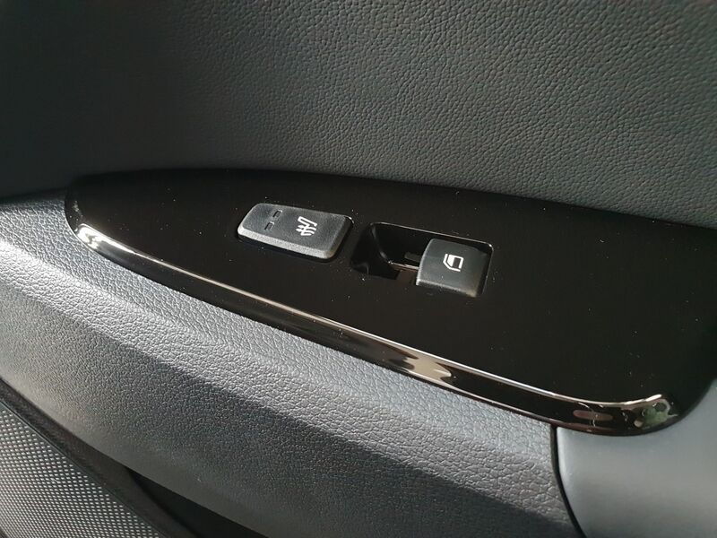 More views of Kia Sportage