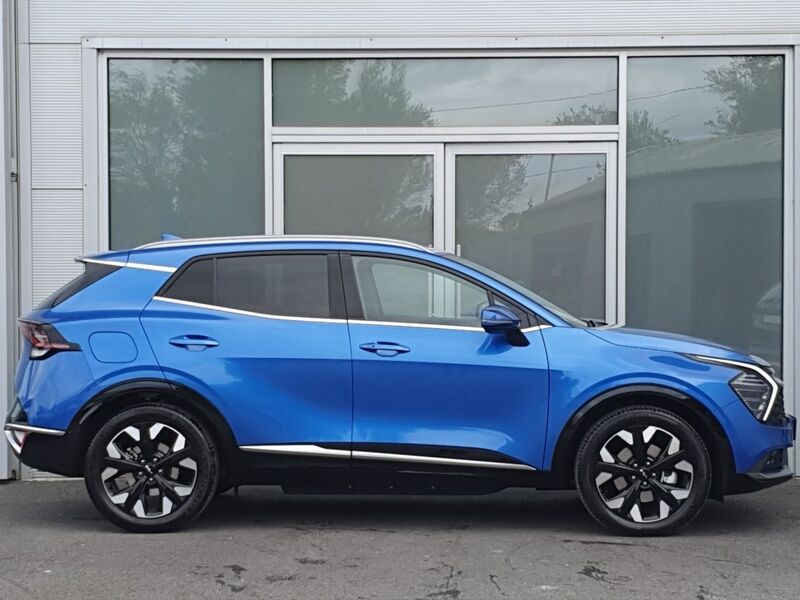 More views of Kia Sportage