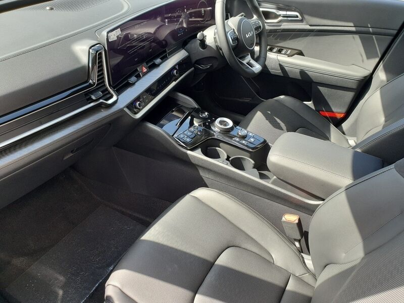 More views of Kia Sportage