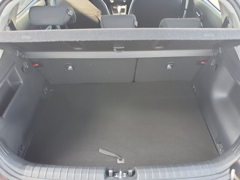 More views of Kia Stonic