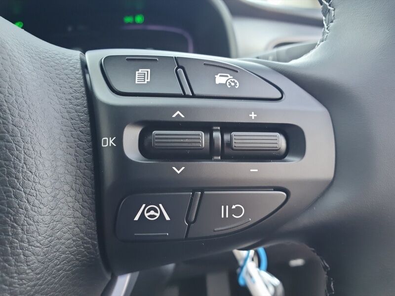 More views of Kia Stonic