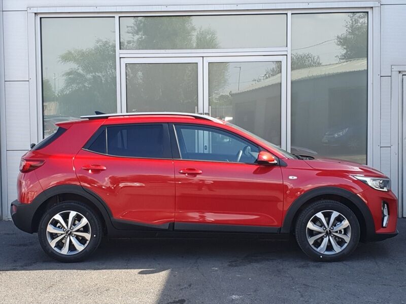 More views of Kia Stonic