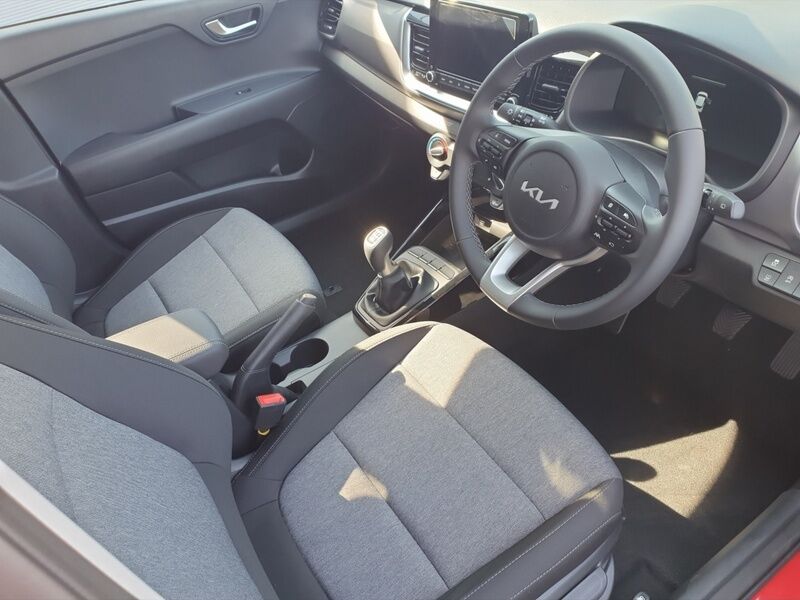 More views of Kia Stonic