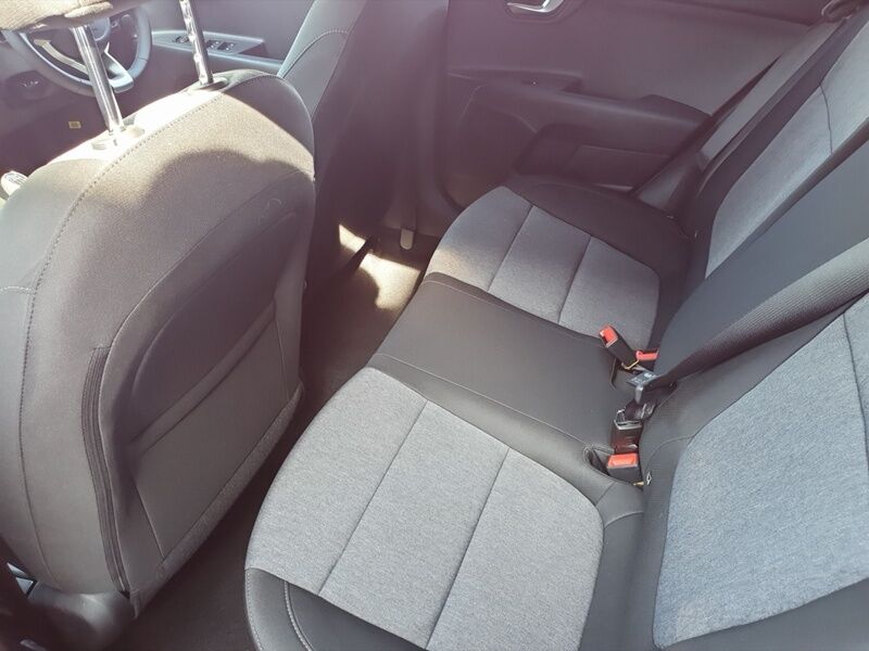 More views of Kia Stonic