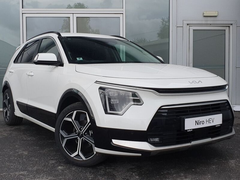 More views of Kia Niro