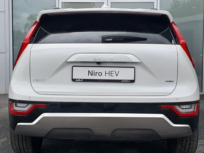 More views of Kia Niro