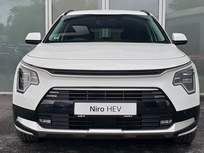 More views of Kia Niro