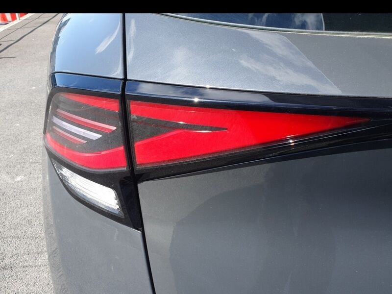 More views of Kia Sportage