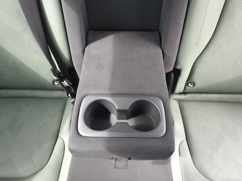 More views of Kia Sportage