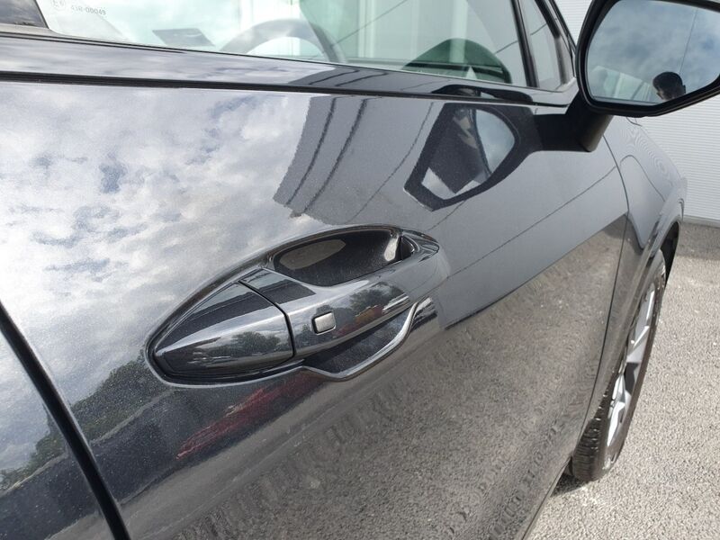 More views of Kia Sportage