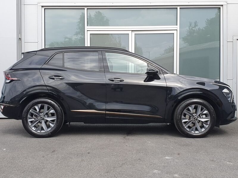 More views of Kia Sportage