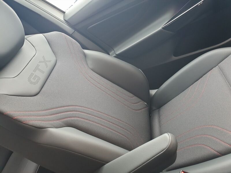 More views of Volkswagen ID.4