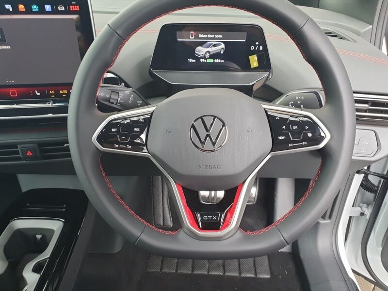 More views of Volkswagen ID.4