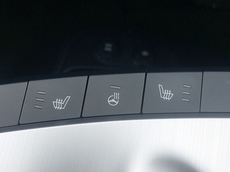 More views of Kia EV6