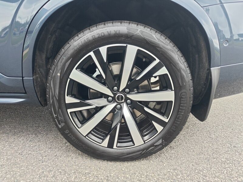 More views of Volvo XC90