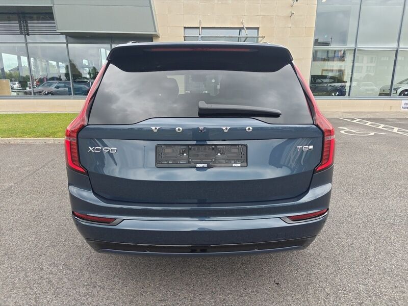 More views of Volvo XC90