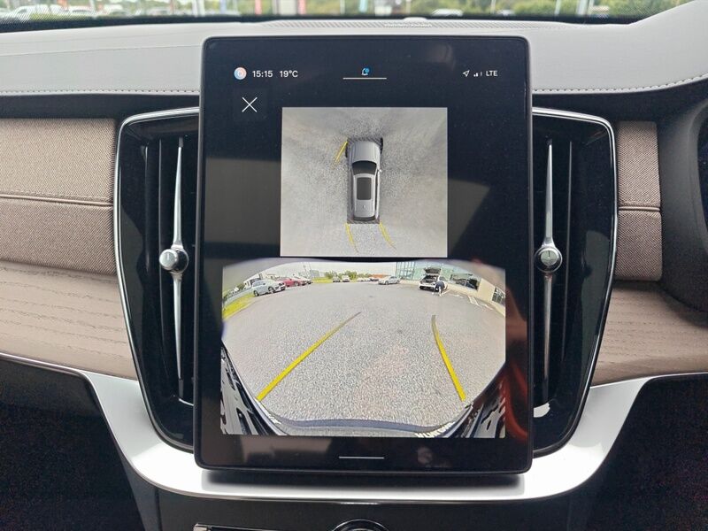 More views of Volvo XC90