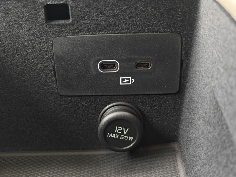 More views of Volvo XC90