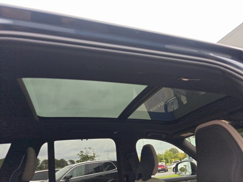 More views of Volvo XC90