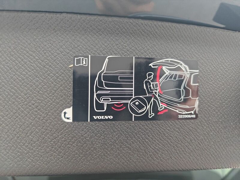 More views of Volvo XC90