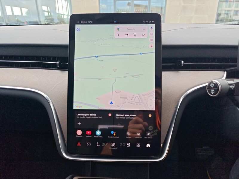 More views of Volvo EX90