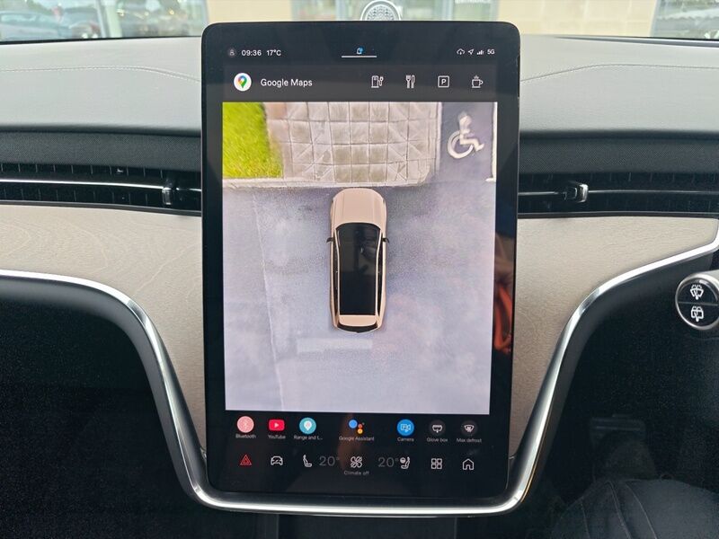 More views of Volvo EX90