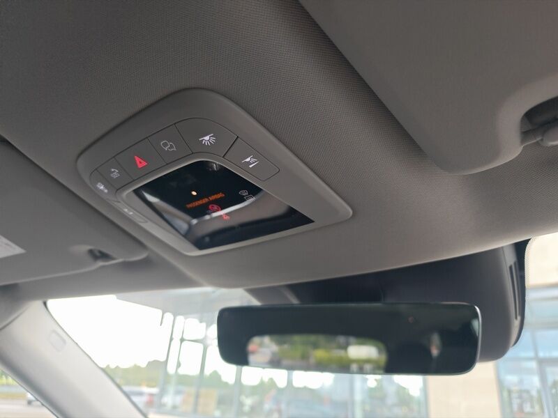 More views of Volvo EX90