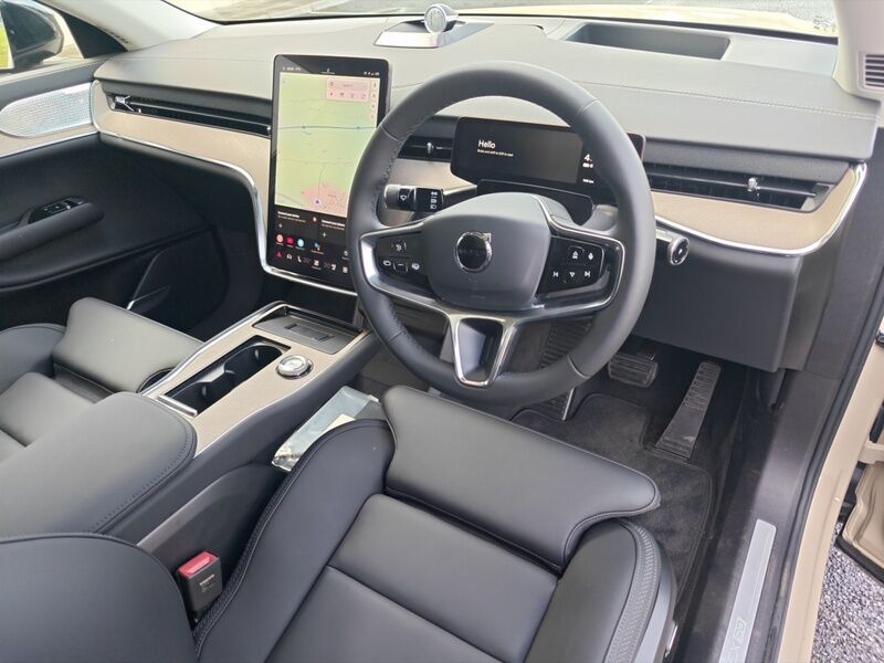 More views of Volvo EX90